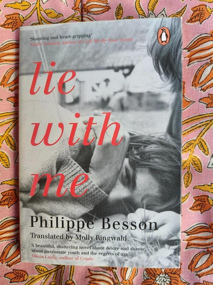 Als nieuw: Lie with me, Philippe Besson, Boeken, Romans, Zo goed als nieuw, Ophalen of Verzenden