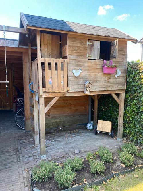 Speelhuisje op palen, Kinderen en Baby's, Speelgoed | Buiten | Speelhuisjes, Gebruikt, Hout, Ophalen