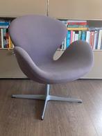 Fritz Hansen Arne Jacobsen Swan Chair, Huis en Inrichting, Fauteuils, Design klassieker, Gebruikt, Minder dan 75 cm, Ophalen of Verzenden