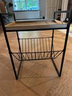 Sidetable of bijzettafel van hout en zwart staal, Huis en Inrichting, Tafels | Sidetables, Ophalen, 50 tot 100 cm, Zo goed als nieuw