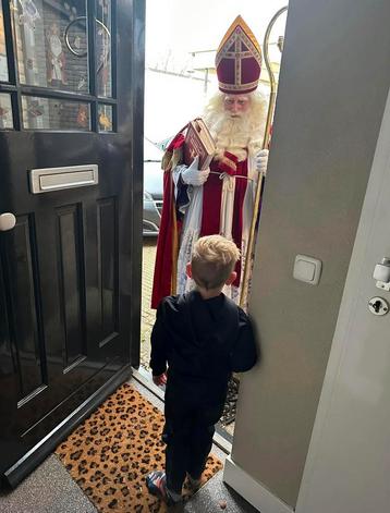 Sinterklaas en zn pietjes hebben nog plek beschikbaar voor biedingen