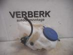 Ruitensproeierreservoir Mercedes-Benz A (W169) a1698690820, Gebruikt, Mercedes-Benz AG, Mercedes-Benz, Mercedesstraße 120, Stuttgart 70372, , Duitsland