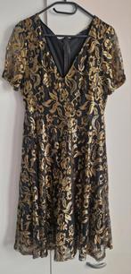 Swing vintage jurk goud/zwart maat M lace flower print, Maat 38/40 (M), Zwart, Ophalen of Verzenden, Zo goed als nieuw
