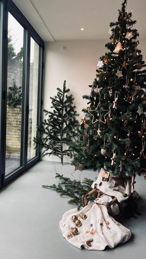 Kerstboom Triumph tree evergreen selection 2 meter + statief, Huis en Inrichting, Overige Huis en Inrichting, Zo goed als nieuw