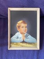 Fraaie prent van een zoete, biddende jongen (1950-60), Ophalen of Verzenden, Zo goed als nieuw