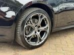 Alfa Romeo Giulietta 1.4 T Sprint/Automaat/Navi/Cruis/Boss A, Euro 6, 4 cilinders, Alcantara, Zwart