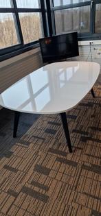 Witte ovale salontafel of spreektafel., Ophalen, Gebruikt, Rechthoekig