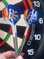 Oude trippel b darts 22 gram, Sport en Fitness, Darts, Ophalen of Verzenden, Zo goed als nieuw, Flights