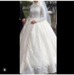 Peachtige trouwjurk met veel steentjes - een echte koopje!, Ophalen of Verzenden, Zo goed als nieuw, Wit, Trouwjurk