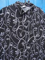 NIEUWE ARTISTIEKE DAMESBLOUSE ZWART/WIT MT 46-48 LEUKE PRINT, Kleding | Dames, Overige kleuren, Blouse of Tuniek, Ophalen of Verzenden