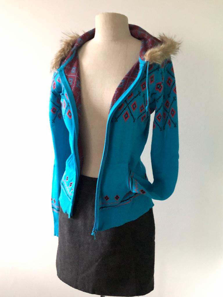Urban Outfitters vest met cappuchon Nordic style  - S, Blauw, Ophalen of Verzenden, Zo goed als nieuw, Urban Outfitters
