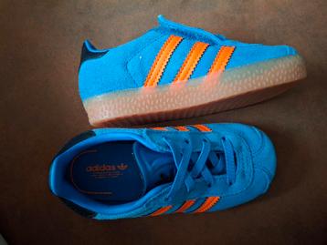 Adidas schoentjes maat 25,5 - Nieuw! beschikbaar voor biedingen