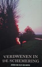 Jessica van Zelst-den Hartog - Verdwenen in de schemering, Fictie algemeen, Jessica van Zelst-den Hartog, Ophalen of Verzenden