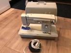 Vendomatic  Naaimachine met voetpedal, Hobby en Vrije tijd, Naaimachines en Toebehoren, Ophalen, Zo goed als nieuw, Naaimachine
