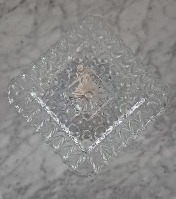 Antieke vintage plafonniere plafondlamp geperst glas beschikbaar voor biedingen
