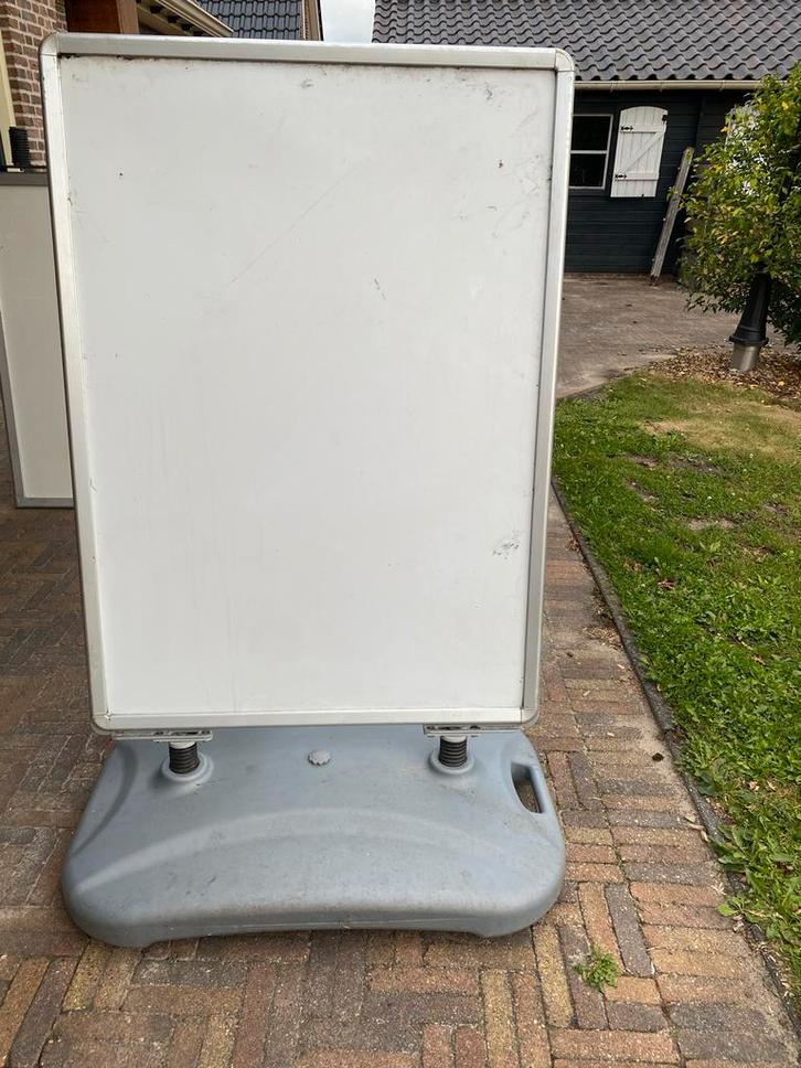 A0 Stoepbord Reclamebord, Verzamelen, Posters, Gebruikt, Ophalen