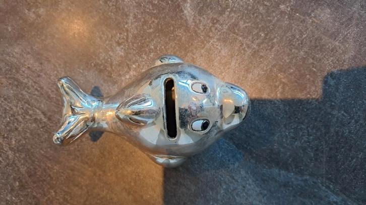 Zilverkleurige Vis Spaarpot, Verzamelen, Spaarpotten, Zo goed als nieuw, Dier, Metaal of Blik, Ophalen of Verzenden