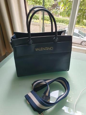 Valentino hand/schouder tas beschikbaar voor biedingen