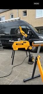 DeWalt D27017 flipover 305mm, Doe-het-zelf en Verbouw, Gereedschap | Zaagmachines, Ophalen, Zo goed als nieuw, 1200 watt of meer