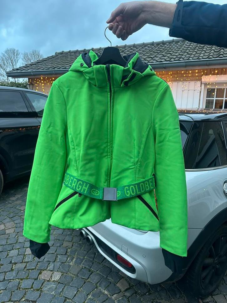 Goldbergh Hida ski jas dames, Kleding | Dames, Wintersportkleding, Zo goed als nieuw, Jack, Maat 42/44 (L), Ophalen of Verzenden