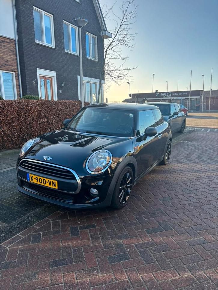Mini 1.2 ONE 2017 Zwart, Auto's, Mini, Particulier, Cooper, Airbags, Airconditioning, Bluetooth, Climate control, Elektrische ramen