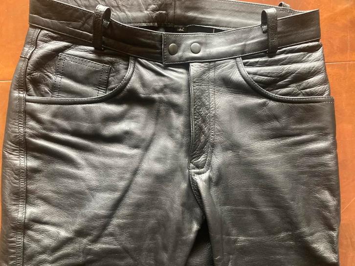 MrRiegillio ongevoerde leren jeans mt 32€50,incl verz, Kleding | Heren, Spijkerbroeken en Jeans, Zo goed als nieuw, W32 (confectie 46) of kleiner