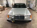 Mercedes 300 CE zilvergrijs, Automaat, 1440 kg, Zwart, Dealer onderhouden