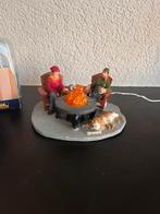 Lemax kerstdorp: “Around The Fire”, Diversen, Ophalen of Verzenden, Zo goed als nieuw