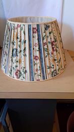 Bloemen print ,lampenkap, Huis en Inrichting, Lampen | Lampenkappen, Ophalen of Verzenden, Zo goed als nieuw, Rond, Minder dan 25 cm