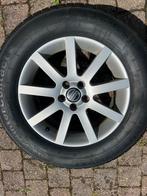 Volvo velgen met goede banden. 235 65 17, Auto-onderdelen, Banden en Velgen, Ophalen of Verzenden