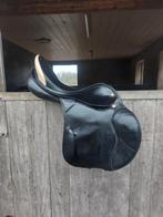 Springzadel Prestige 17 inch, Dieren en Toebehoren, Paarden en Pony's | Zadels, Ophalen of Verzenden, Gebruikt, Springen