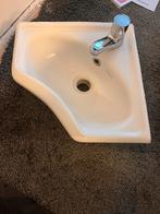 Compact Toilet Fonteinset - Ideaal voor kleine ruimtes, Huis en Inrichting, Keuken | Complete keukens, Ophalen, Gebruikt, Wit