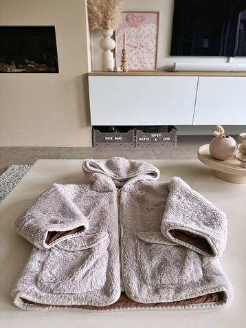 Zara bontjas / teddyjas / tussenjas, maat 110. Beige!  beschikbaar voor biedingen
