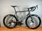Nieuwste Factor O2 disc speciale Shimano 105 di2 uitvoering, Carbon, Nieuw, 57 tot 61 cm, Meer dan 20 versnellingen
