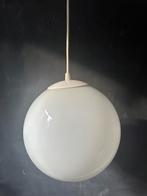 Vintage Happy Lights (Woja like) hanglamp Globe opaalglas, Huis en Inrichting, Ophalen of Verzenden, Zo goed als nieuw, Metaal