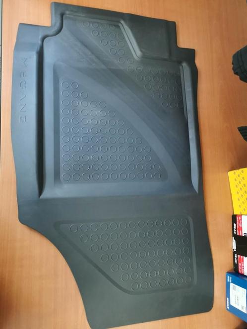 Automatten Renault Megane 3 nieuw, Auto diversen, Kofferbakmatten, Nieuw, Ophalen of Verzenden