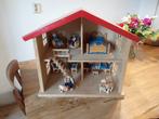 Duurzaam houten poppenhuis met leuke assecoires, Verzamelen, Poppenhuizen en Toebehoren, Poppenhuis, Ophalen