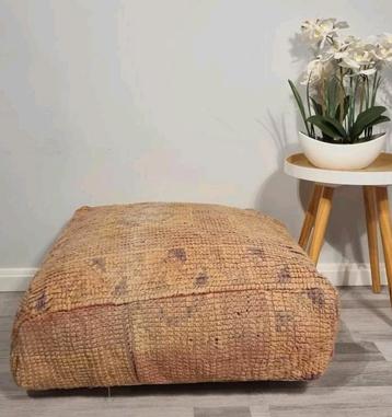 Vintage berber poef, marokkaanse zitkussen incl.verzending beschikbaar voor biedingen