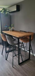 Bartafel met stoelen - industriële stijl., Ophalen, Zo goed als nieuw, Inclusief barstoelen