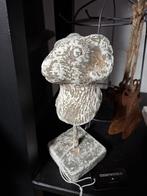 Ram beeldje op standaard, Verzamelen, Beelden en Beeldjes, Ophalen of Verzenden, Nieuw, Dier