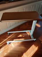 Verstelbare verzorgingstafel voor bedlegerigen, Ophalen