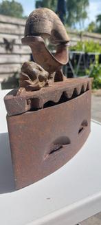 Gietijzeren kolen strijkbout, Antiek en Kunst, Ophalen of Verzenden