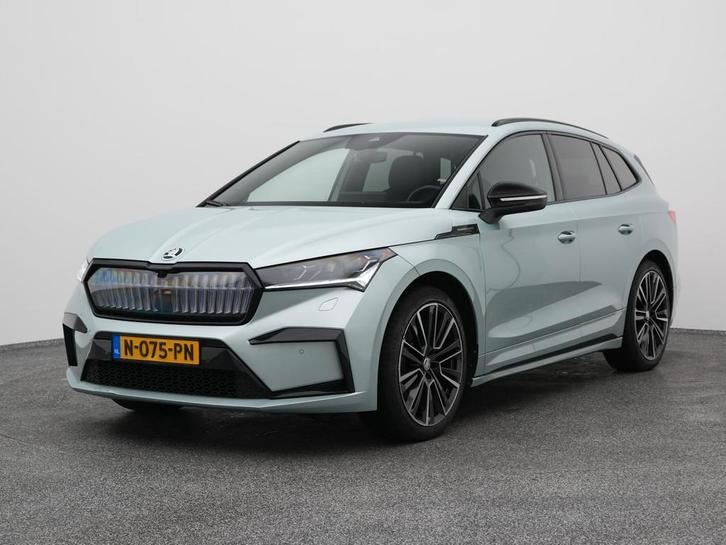 Skoda Enyaq iV 60 Founders Edition Silver | CAMERA | KEYLESS, Auto's, Skoda, Bedrijf, Te koop, Enyaq, ABS, Achteruitrijcamera
