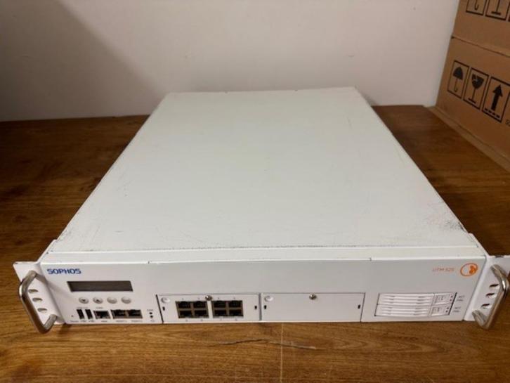 Sophos UTM 525, Computers en Software, Routers en Modems, Ophalen of Verzenden
