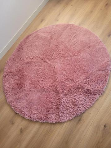 Mooi roze kleed voor babykamer - amper gebruikt! beschikbaar voor biedingen