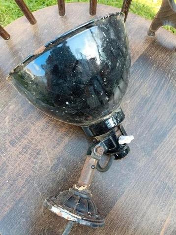 Vintage spot lamp beschikbaar voor biedingen