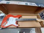 Elektrische Gitaar Rood/Zwart incl Amp en accessoires, Overige merken, 3821BH 22 NL, Aidapt EU, Met versterker