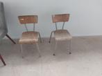 2 fraaie vintage retro kantine / school stoelen ( 900038), Antiek en Kunst, Curiosa en Brocante, Ophalen