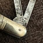 Lion Cutlery C° Germany Parelmoer 4-delig Zakmes Antiek, Antiek en Kunst, Antiek | Gereedschap en Instrumenten, Verzenden