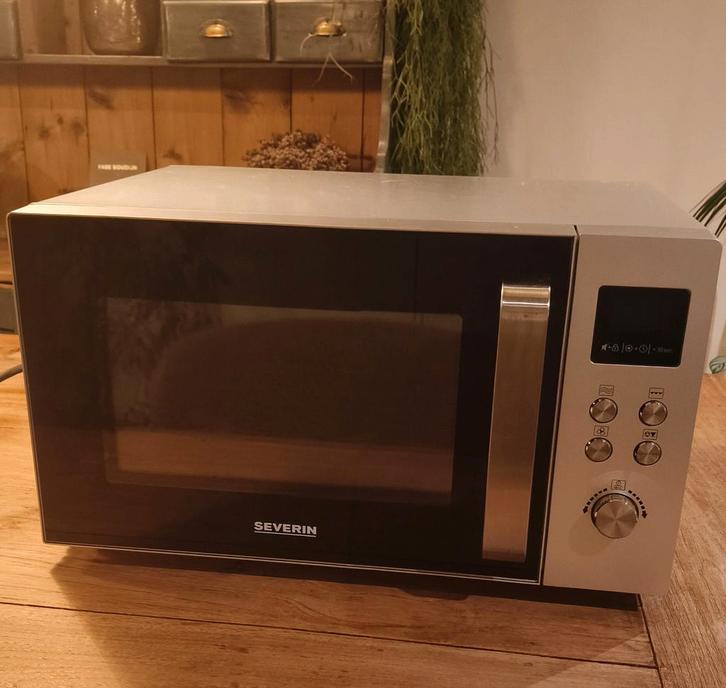 Severin Combi magnetron 25L, Witgoed en Apparatuur, Magnetrons, Gebruikt, Vrijstaand, Combimagnetron, 45 tot 60 cm, Grill, Hete lucht